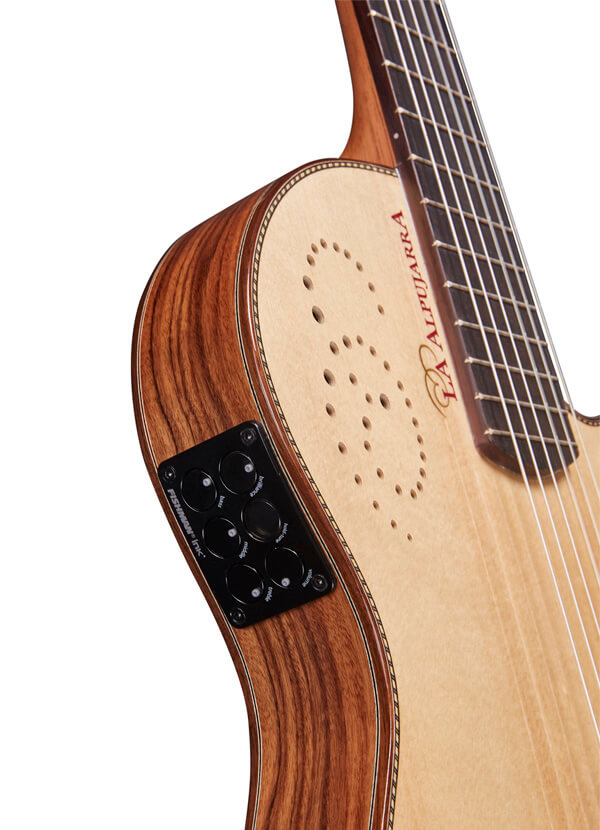 Guitarra Clásica LA Alpujarra 300KINK con Funda