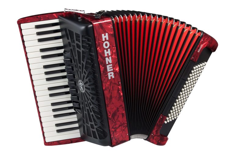 Acordeón Hohner III 96 Bajos