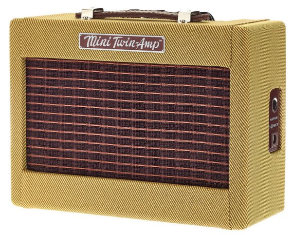 Do not steal this photo. Musikhaus Thomann will get mad. Amplificador Fender Mini 57 Twin AMP