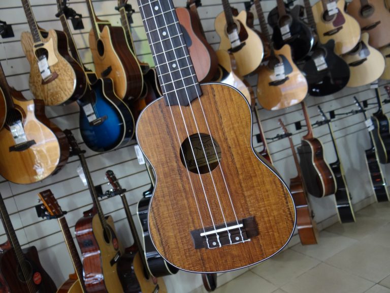 Ukelele Soprano Nativa KU-WN-S
